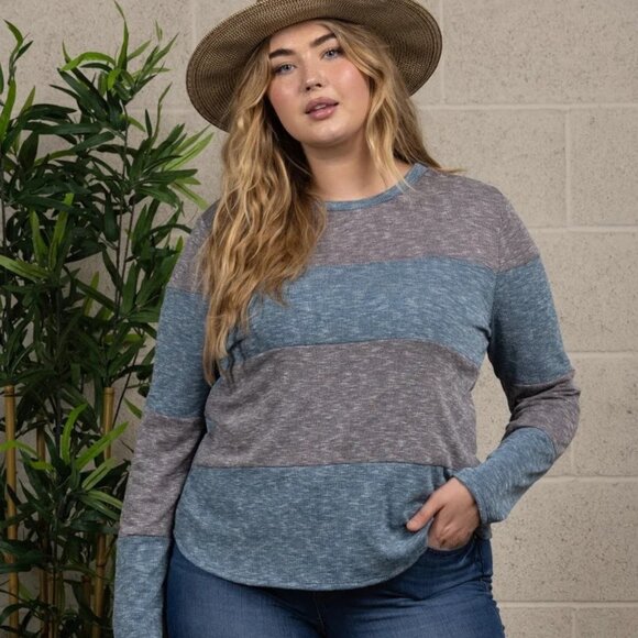 LIGHT GREY TEAL PULL OVER PLUS SIZE SWEATER TOP - Picture 2 of 5